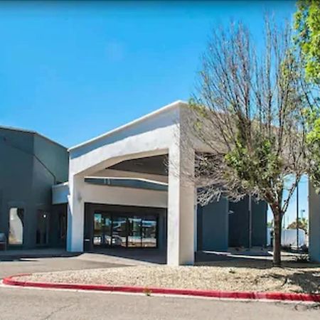 Pan American Inn And Suites アルバカーキ エクステリア 写真