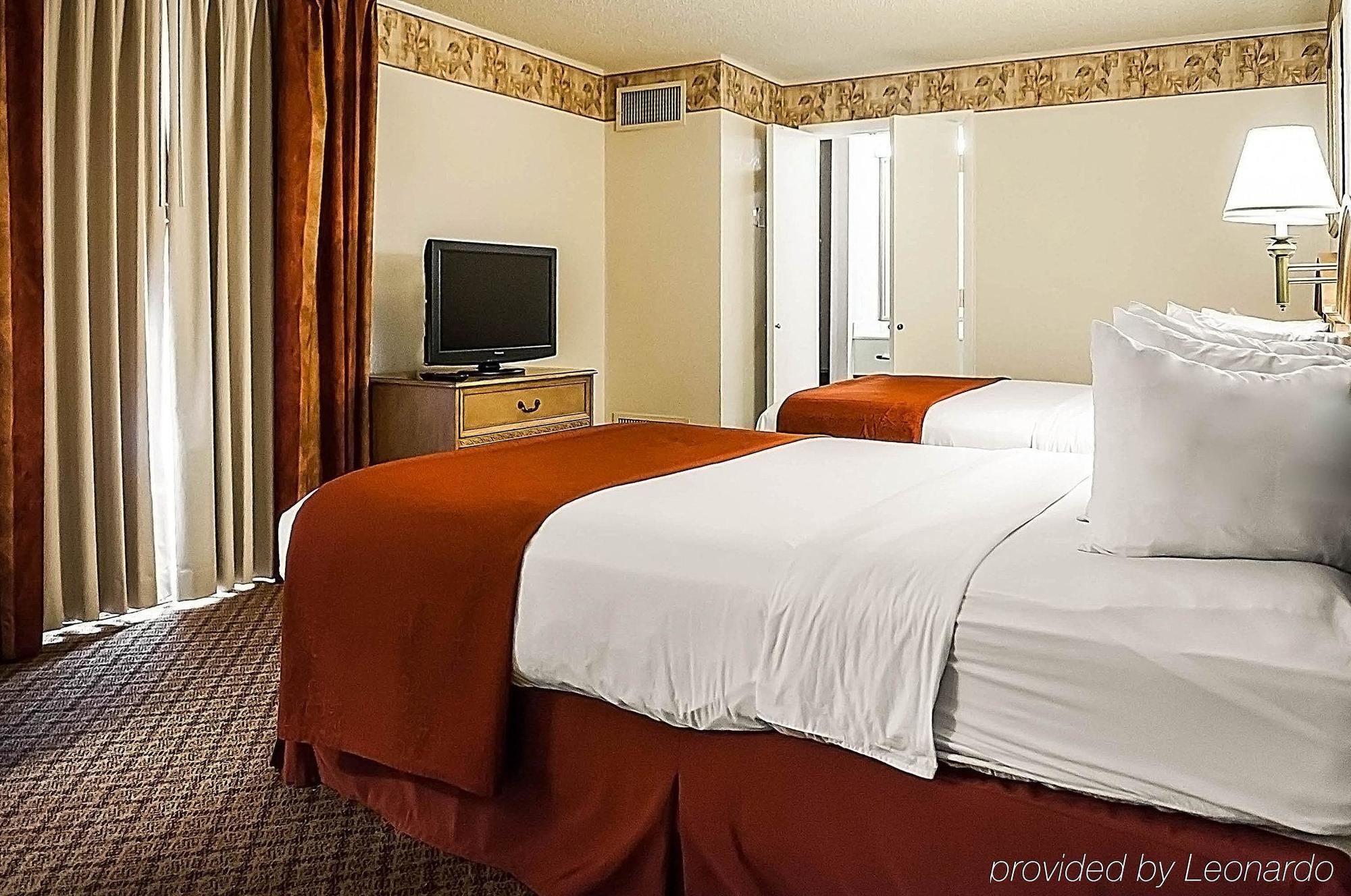 Pan American Inn And Suites アルバカーキ エクステリア 写真