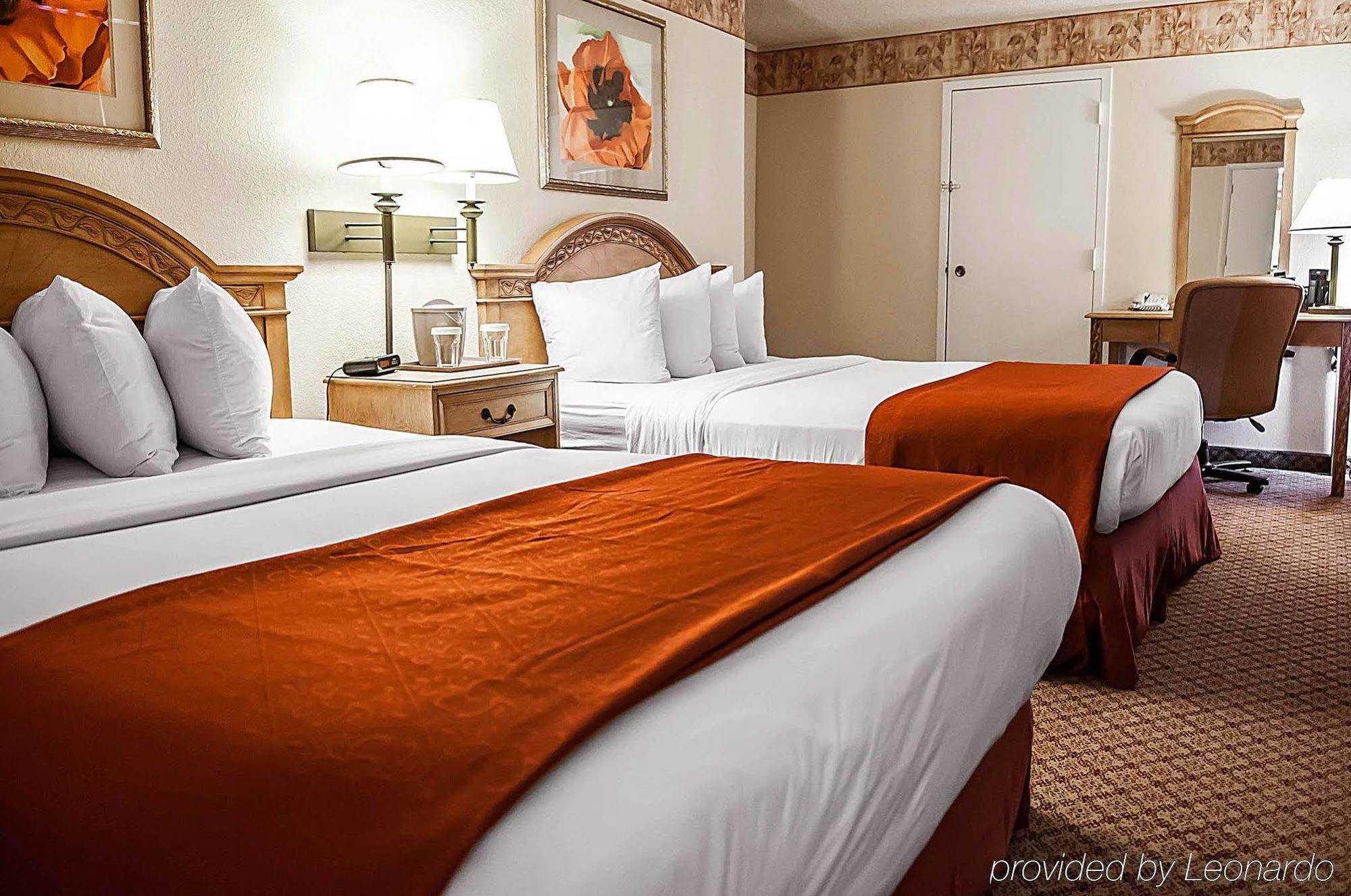 Pan American Inn And Suites アルバカーキ エクステリア 写真