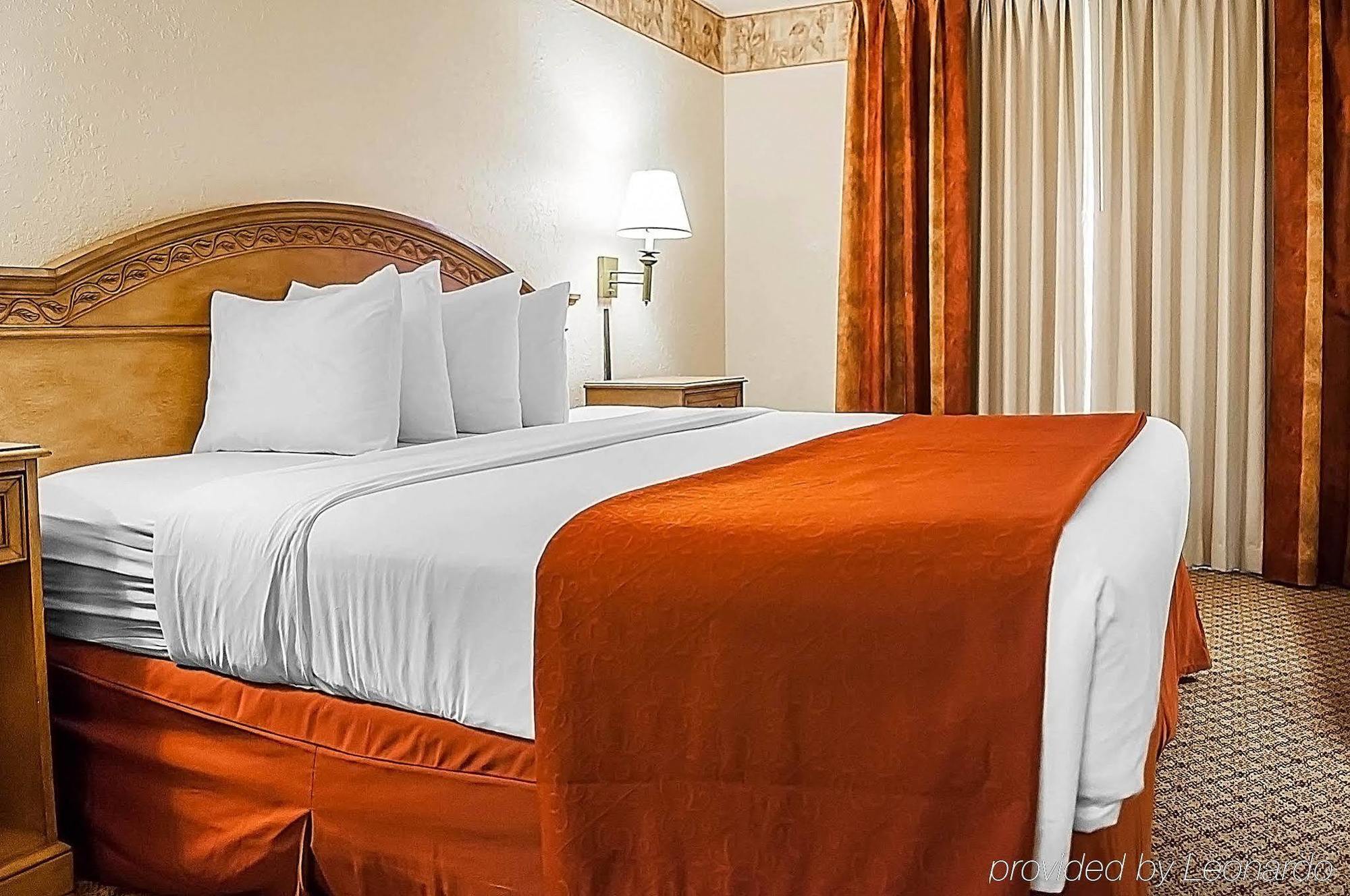 Pan American Inn And Suites アルバカーキ エクステリア 写真