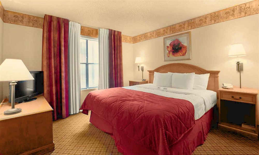 Pan American Inn And Suites アルバカーキ エクステリア 写真